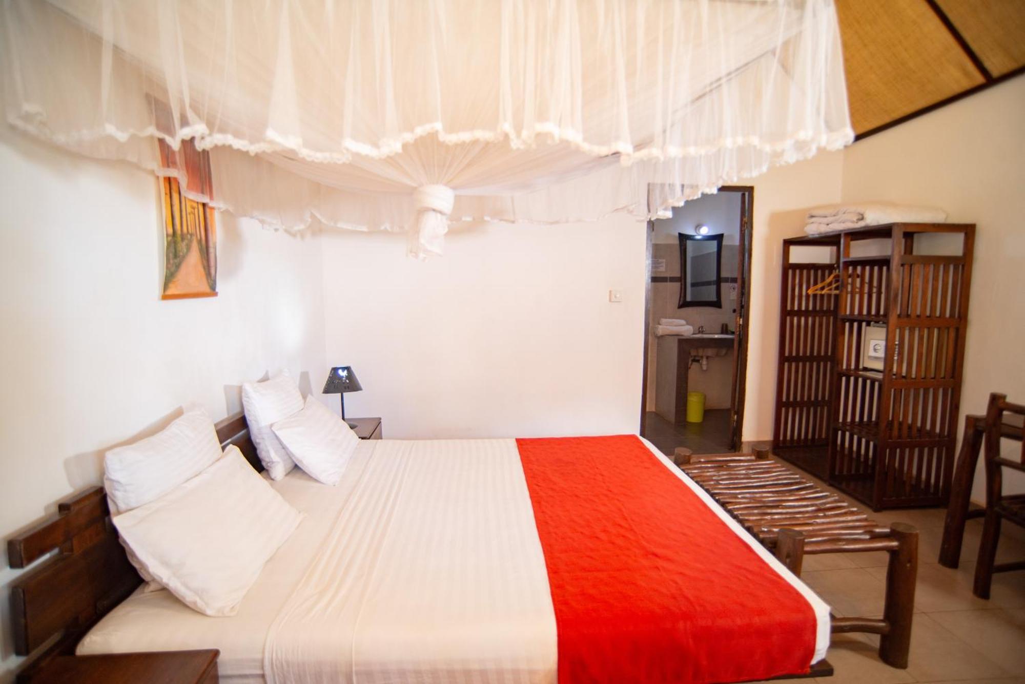 Hotel H1 Isalo Ranohira Ngoại thất bức ảnh